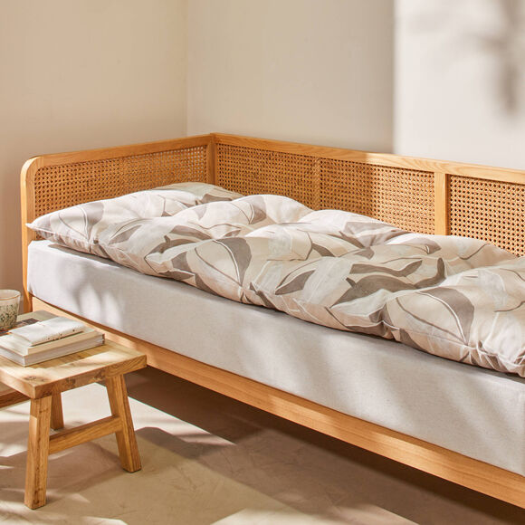 Lang vloerkussen met bladerenprint (zandkleur)