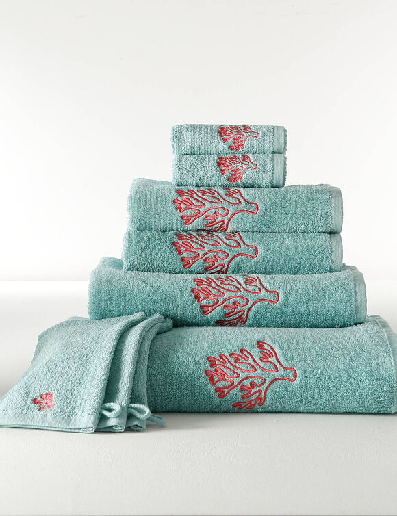 Collectie badhanddoeken 420 g/m2, met koraalborduursel (watergroen)
