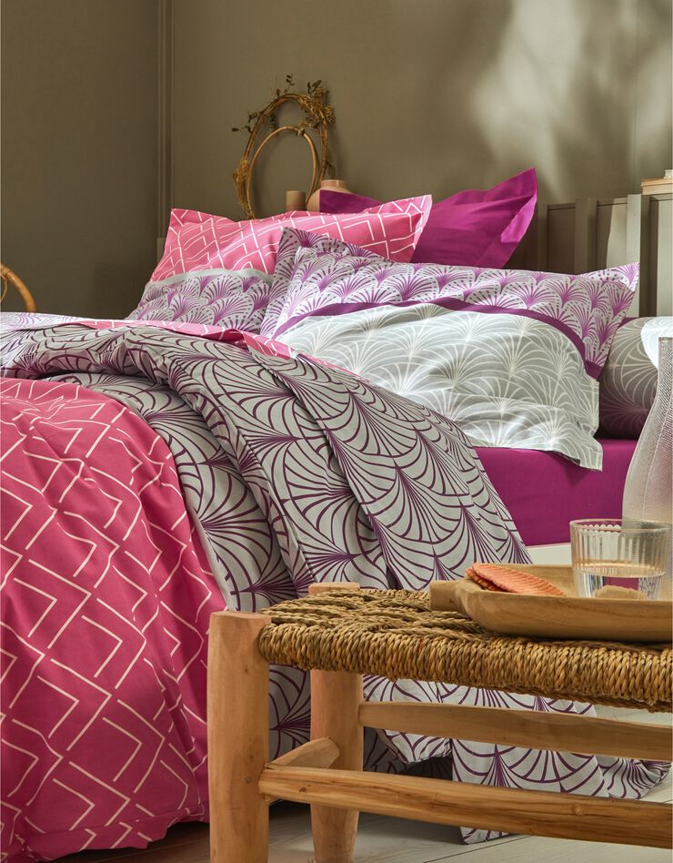 Linge de lit Eddy en coton à motifs graphiques, prune Linge de lit Eddy en coton à motifs graphiques, prune, hi-res image number 1