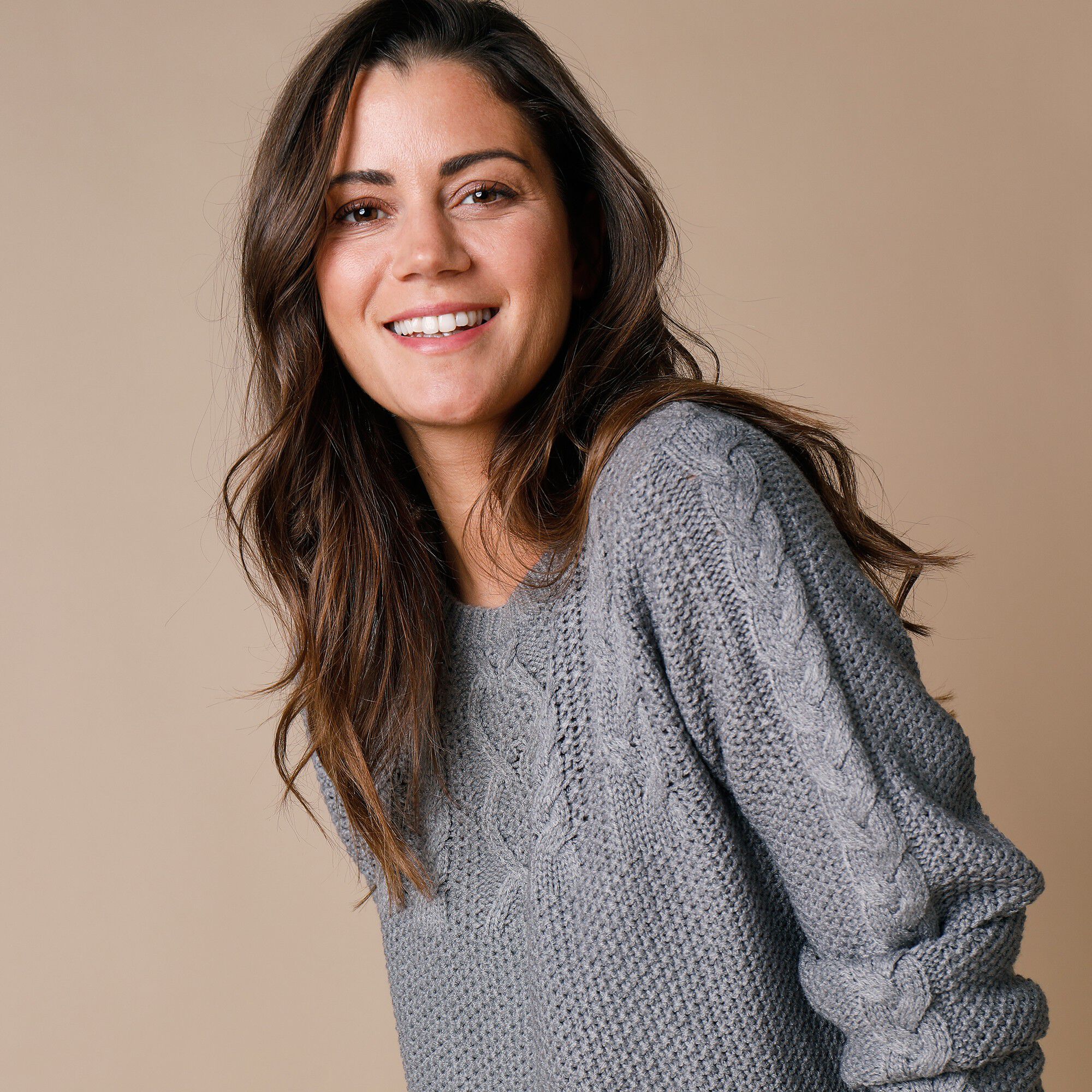 Robe pull blanche discount porte