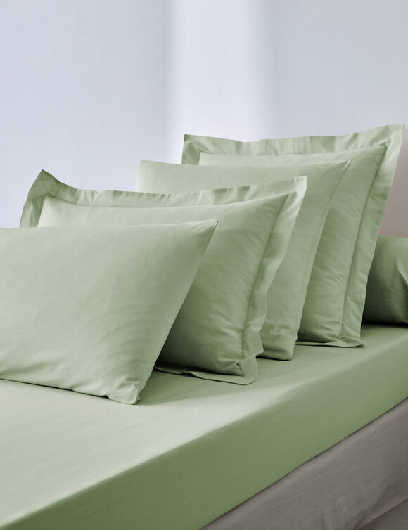 Effen hoeslaken in polyester-katoen, hoekdiepte 32 cm (amandel groen)