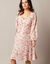 Robe courte imprimée, maille plissée (écru / rose)