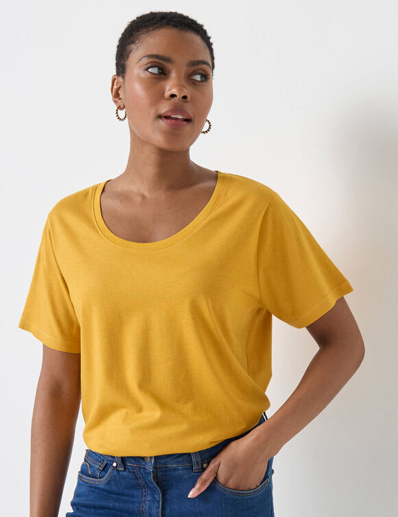 T-shirt col rond manches courtes (curry)