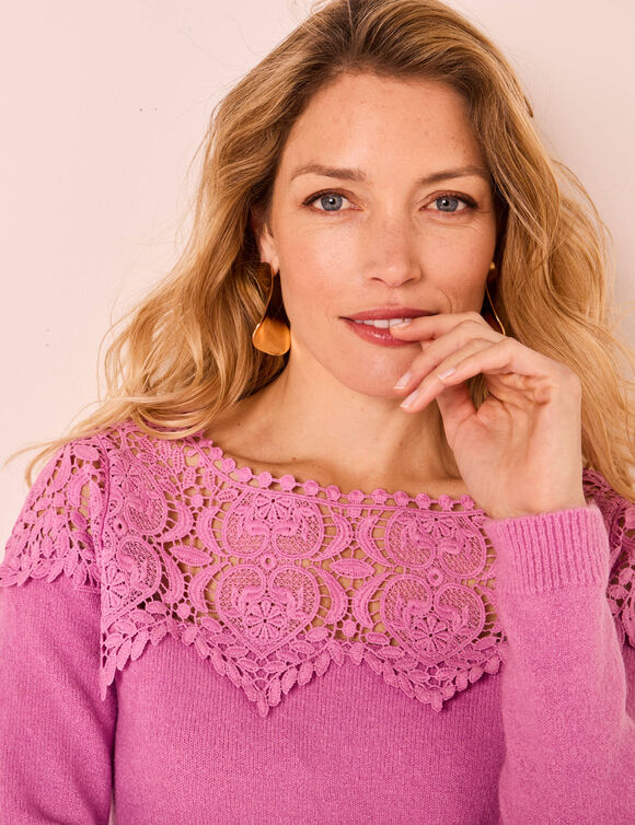 Trui met macramé (lila)