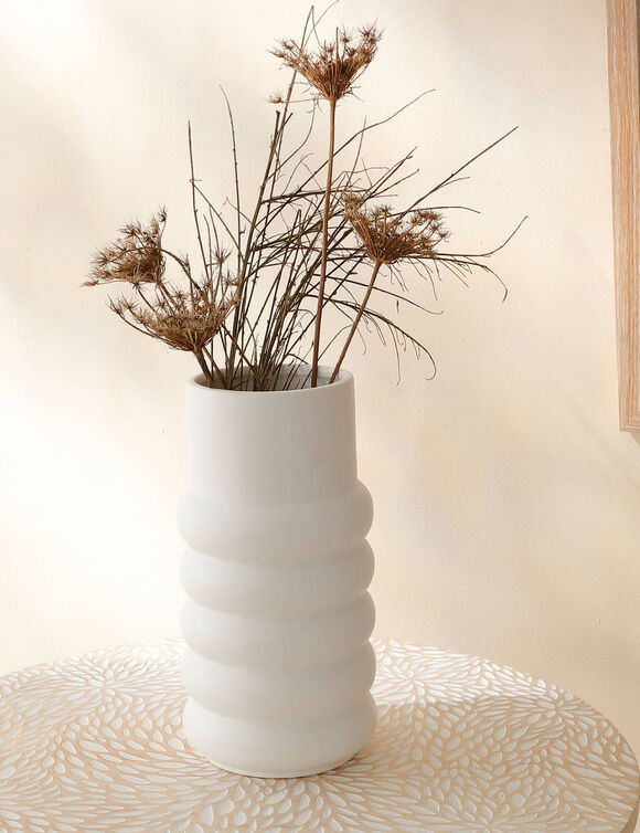 Vaas in wit mineraalkeramiek (wit)