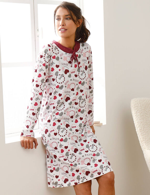 Chemise de nuit imprim&eacute; "coeurs" (cerise)