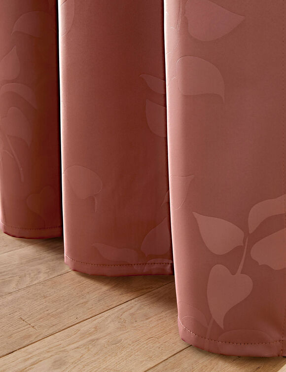 Verduisterend gordijn met damastpatroon met plantenmotief en oogringetjes (terracotta)