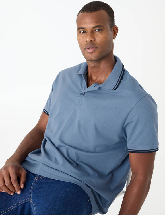 Polo uni maille piqu&eacute;e manches courtes (bleu jean)
