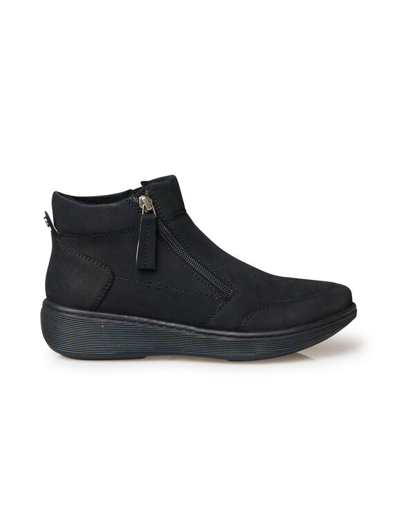 Boots met sleehak in splitleer (zwart)
