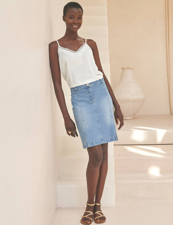 Caraco col V macram&eacute;, bretelles r&eacute;glables (&eacute;cru)