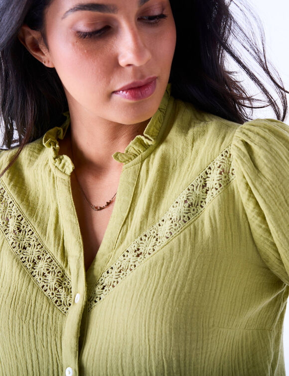 Chemisier boutonné macramé, gaze de coton (vert mousse)