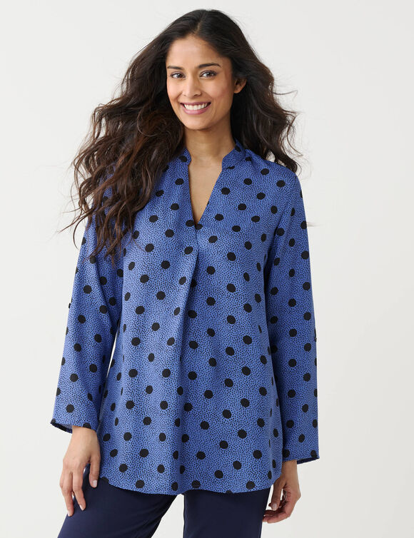 Blouse col tunisien imprim&eacute; pois, cr&ecirc;pe (bleu indigo / noir)