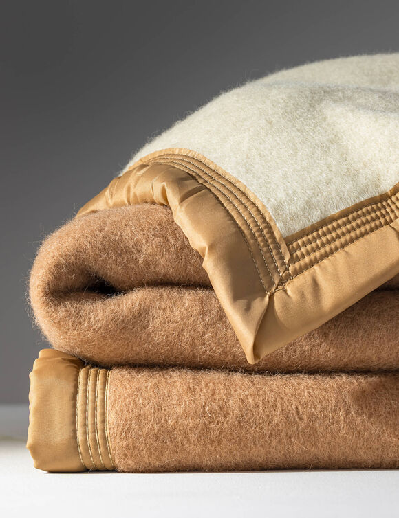 Tweekleurig deken in wol 600g/m2 (camel)