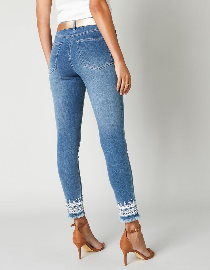Jean 7/8 fuselé brodé (bleached)