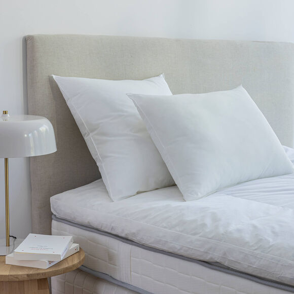 Zacht, transpiratiewerend hoofdkussen (wit)