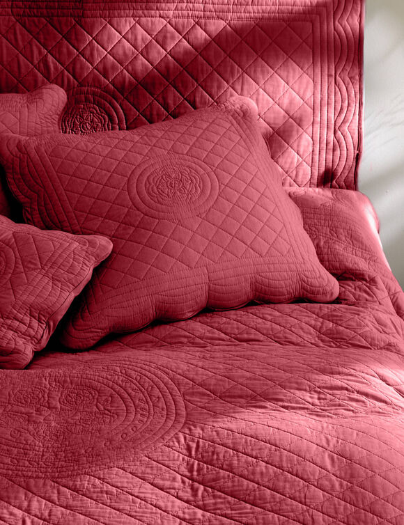 Couvre-lit uni style boutis Cassandre  (cerise)