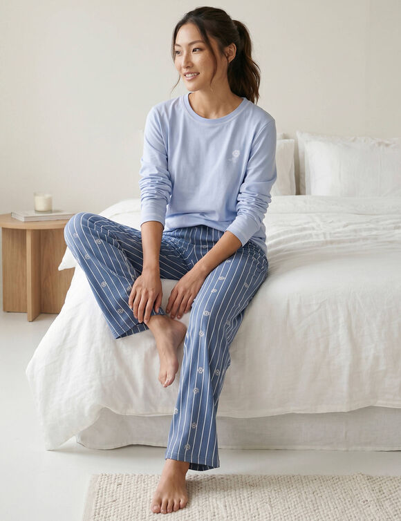Pyjama-T-shirt &bdquo;botanische charme&ldquo; met lange mouwen (blauw)