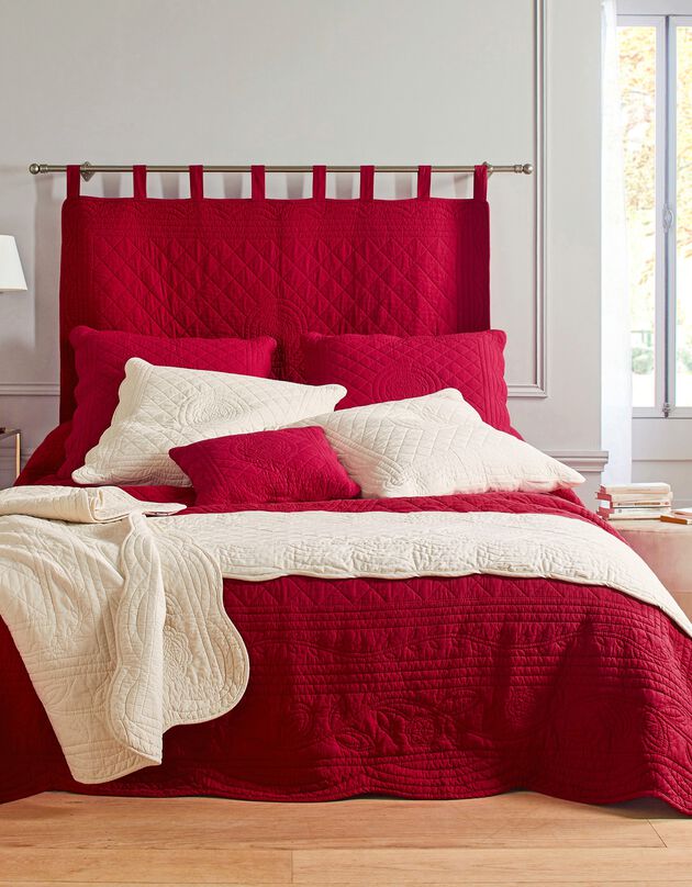 Couvre-lit uni style boutis Cassandre (cerise)