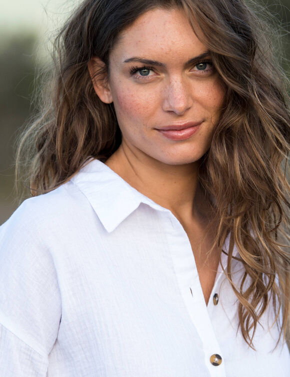 Chemise boutonnée unie, gaze de coton (blanc)