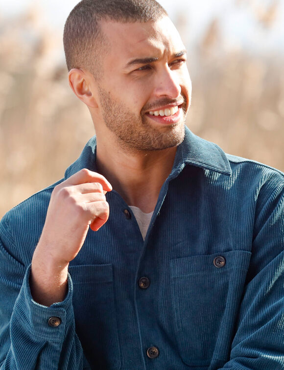 Overhemd met knoopsluiting, in ribvelours (staalblauw)