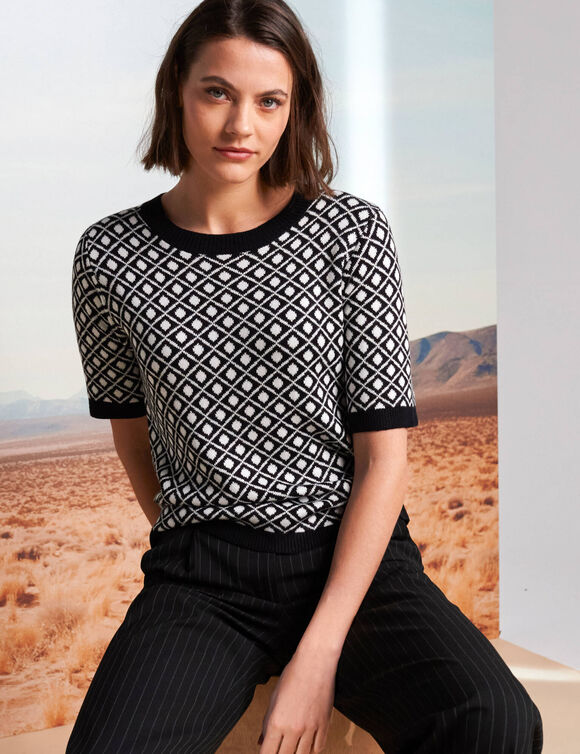 Pull manches courtes, motif graphique jacquard (noir / écru)
