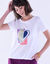 T-shirt met korte mouwen, geplaatste hartprint (wit / paars)