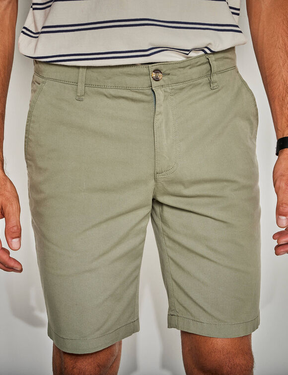 Bermuda chino uni toile sergé stretch morphologie classique (kaki clair)