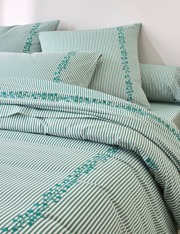 Faustine-beddengoed met strepen en geborduurde details &ndash; katoen 57 draden/cm&sup2; (groen)