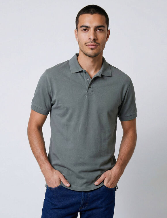 Polo uni maille piqu&eacute;e manches courtes (vert gris&eacute;)