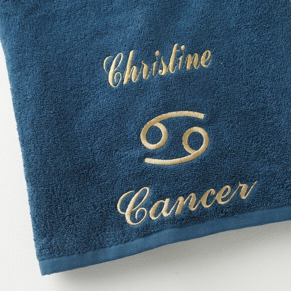 Serviettes de bain brodées Cancer personnalisable - 420g/m2 (bleu paon)