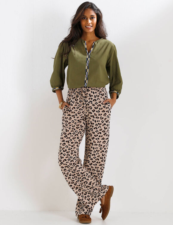 Blouse brod&eacute;e en coton unie, manches 3/4 (kaki fonc&eacute;)