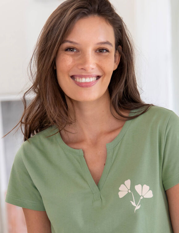 T-shirt de pyjama manches courtes imprim&eacute; "fleurs"  (vert)