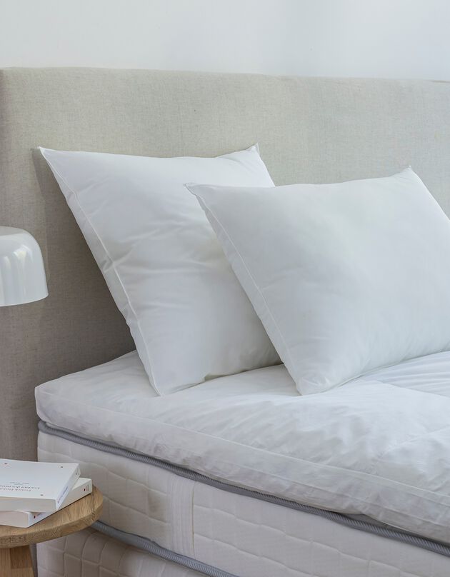 Oreiller anti-transpirant ferme (blanc)