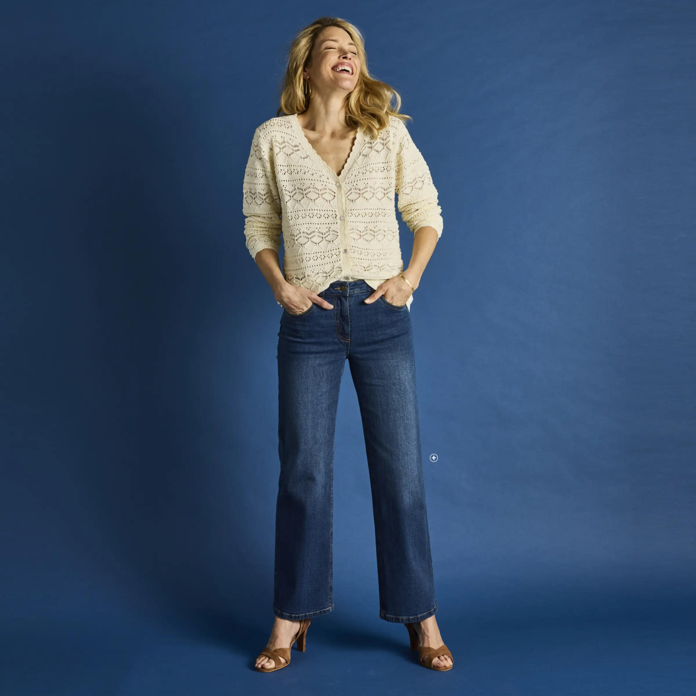 Jean coupe large stretch pour grande stature, parfait pour sublimer une silhouette élancée | Blancheporte