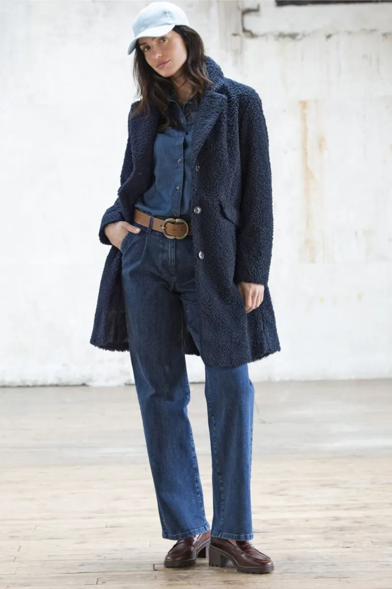 Manteau bleu marine maille bouclette, col tailleur - Blog Blancheporte