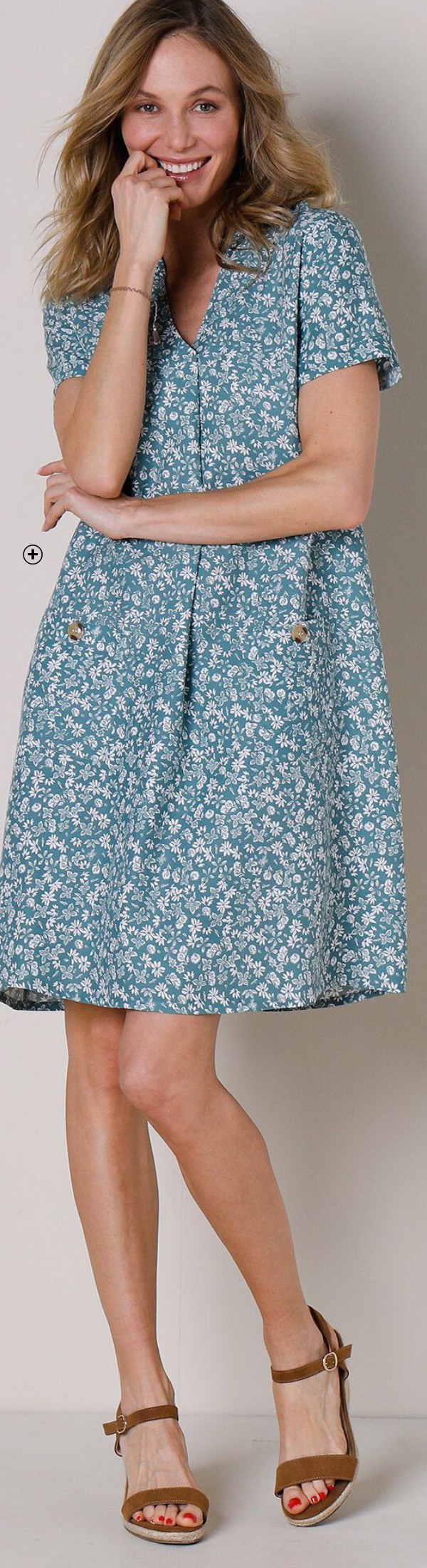 Robe courte évasée imprimée Robe courte femme évasée imprimé vert gris pas cher | Blancheporte
