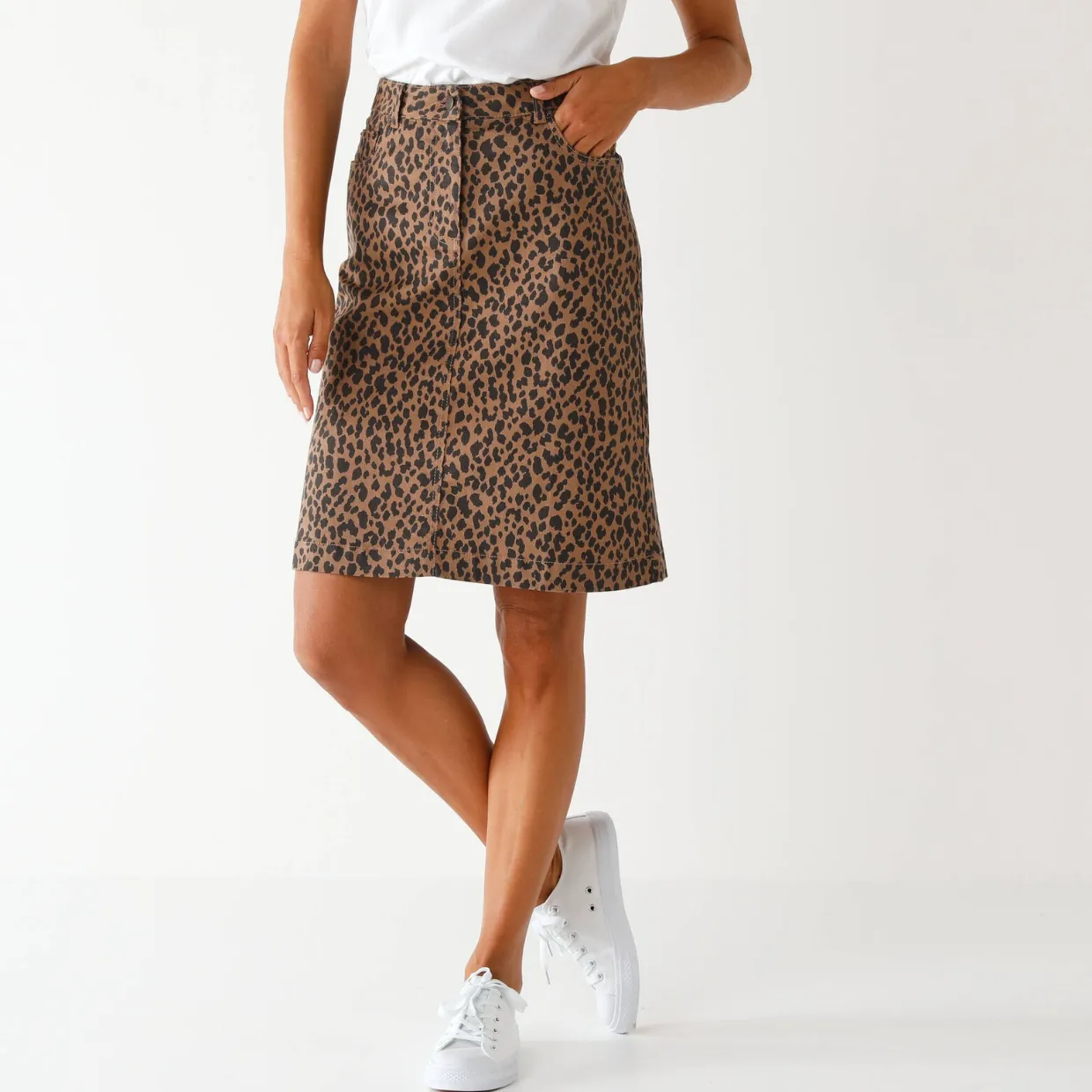 Lange uitlopende rok in stone denim, katoenen denim en luipaardprint, trapezemodel - Blancheporte Blog