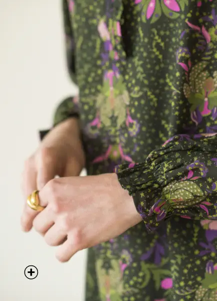 Robe évasée à col volanté imprimé, parfaite pour un look féminin dans les couleurs tendances automne hiver 2024 - Blancheporte