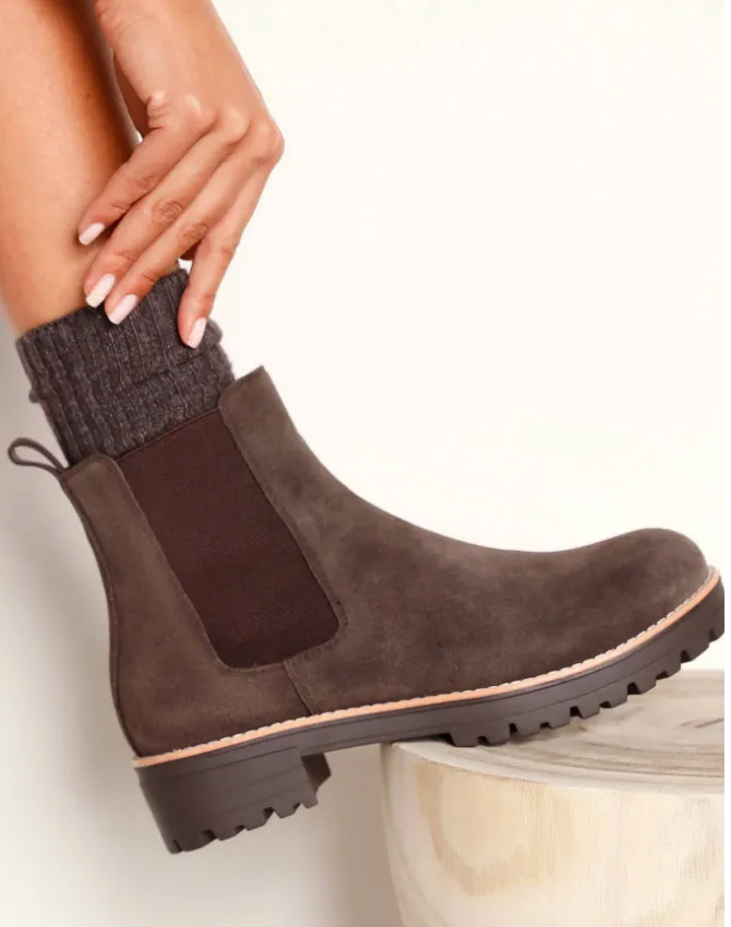 Chelsea boots in suède met dikke profielzool - Blancheporte Blog