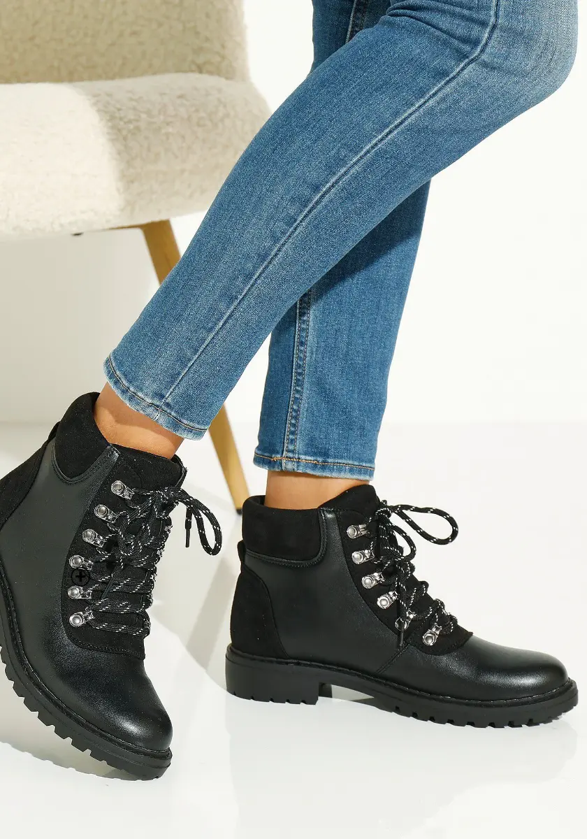 Boots met 2 materialen en gekartelde zool in hiking stijl, stoer en praktisch voor comfortabele, hoge boots | Blancheporte