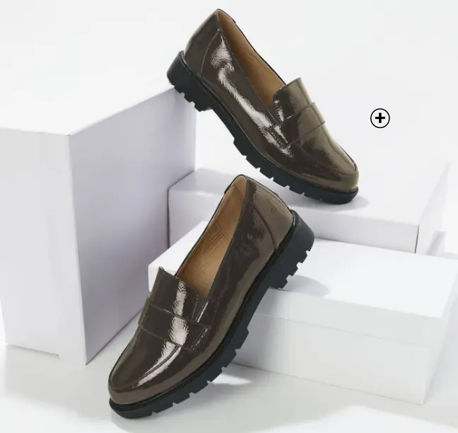 Mocassins irisés avec semelle crantée, à associer avec un pantalon large pour un look chic et moderne | Blancheporte