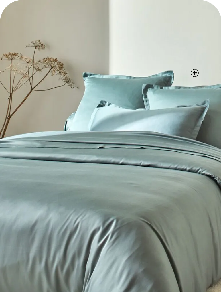Linge de lit vert uni en satin Colombine® pas cher | Blancheporte