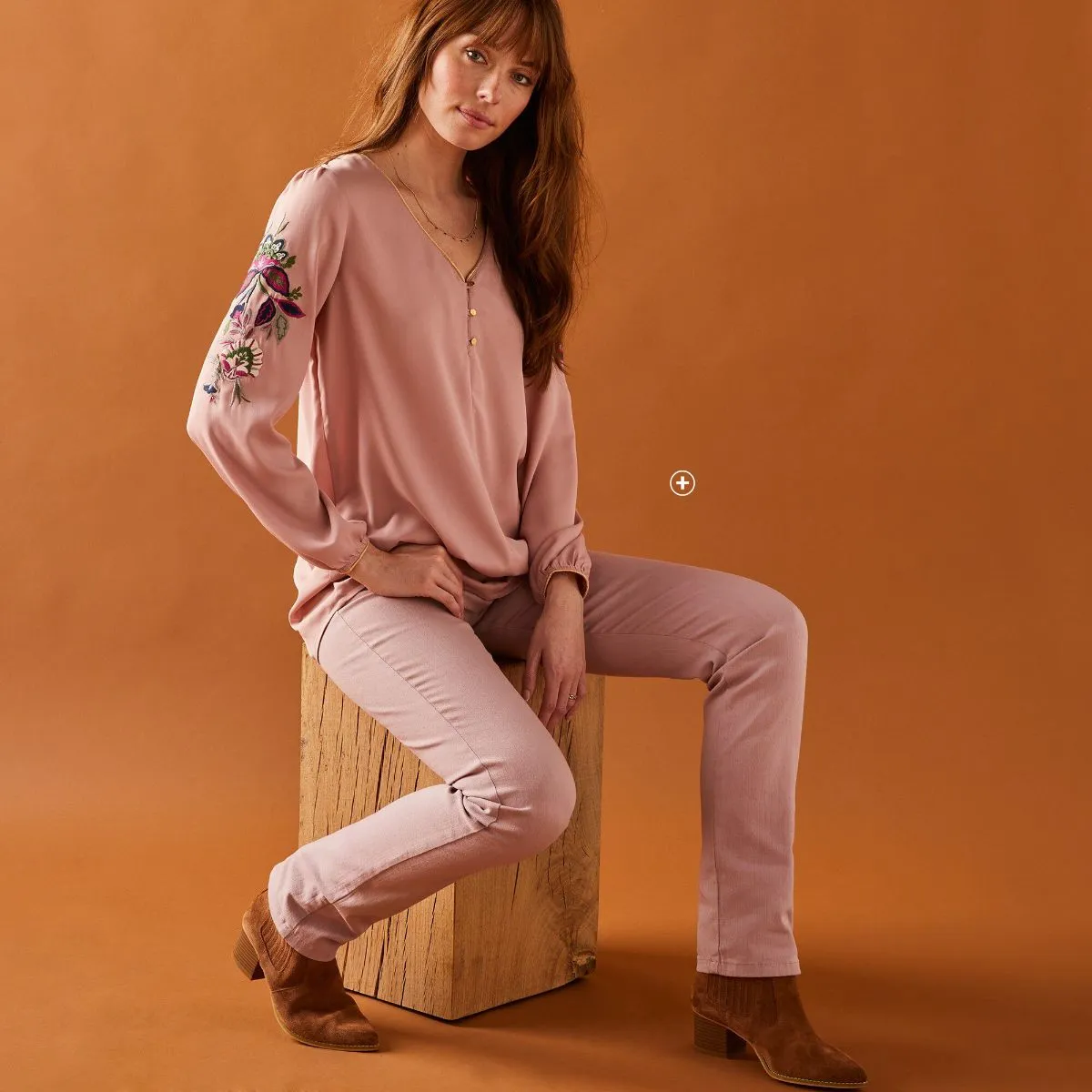Roze damesbroek voor kleine lengte in recht, vormgevend model, goedkoop | Blancheporte