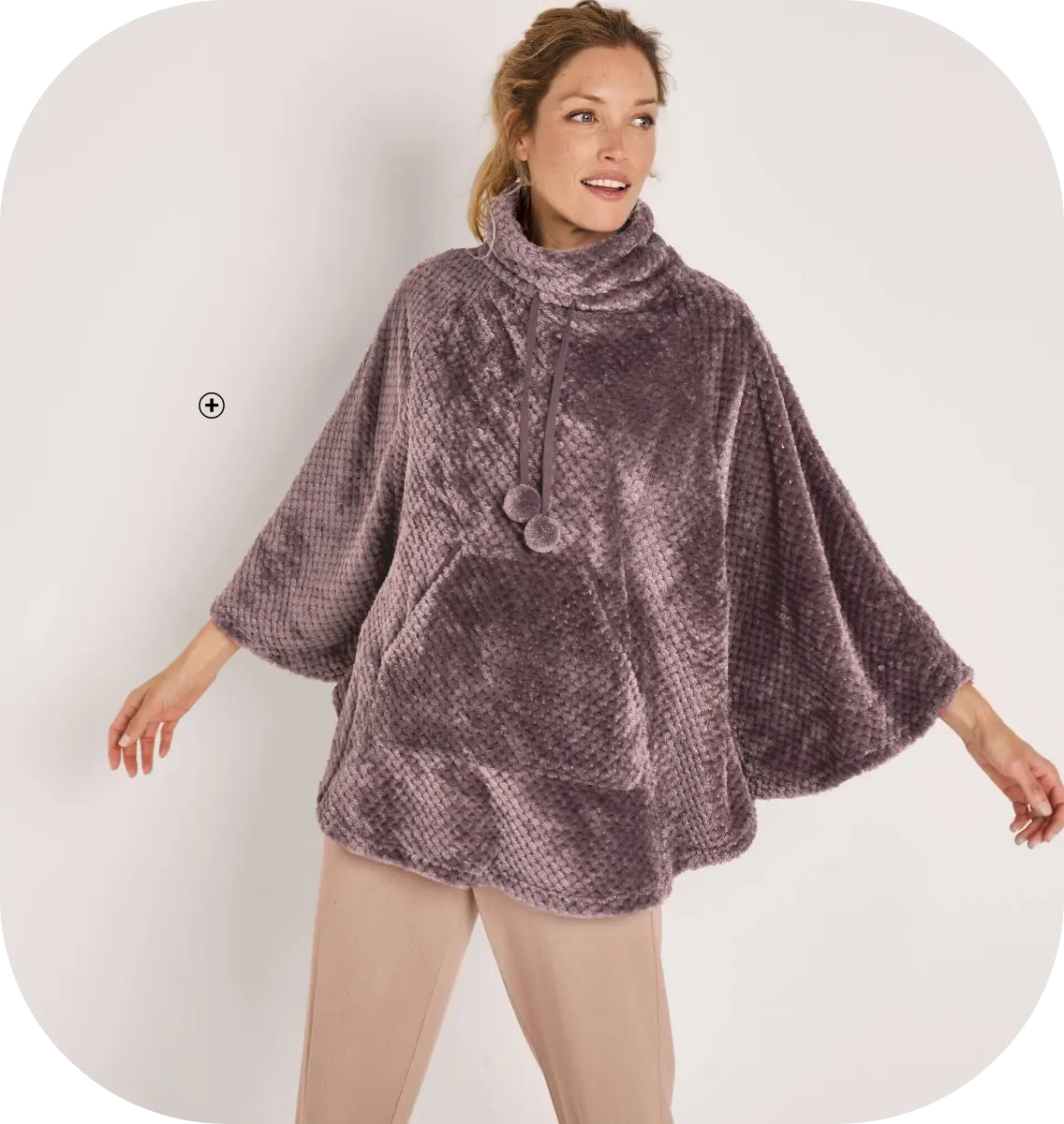 Poncho en maille polaire texturée, col montant, parfait pour une tenue confortable à la maison | Blancheporte