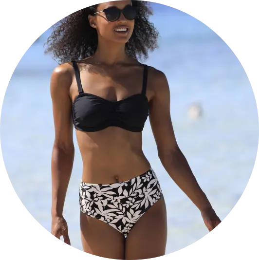 Haut de maillot de bain bandeau Solaro pour bronzer sans marques et bien choisir sa taille et sa forme de maillot de bain | Blancheporte