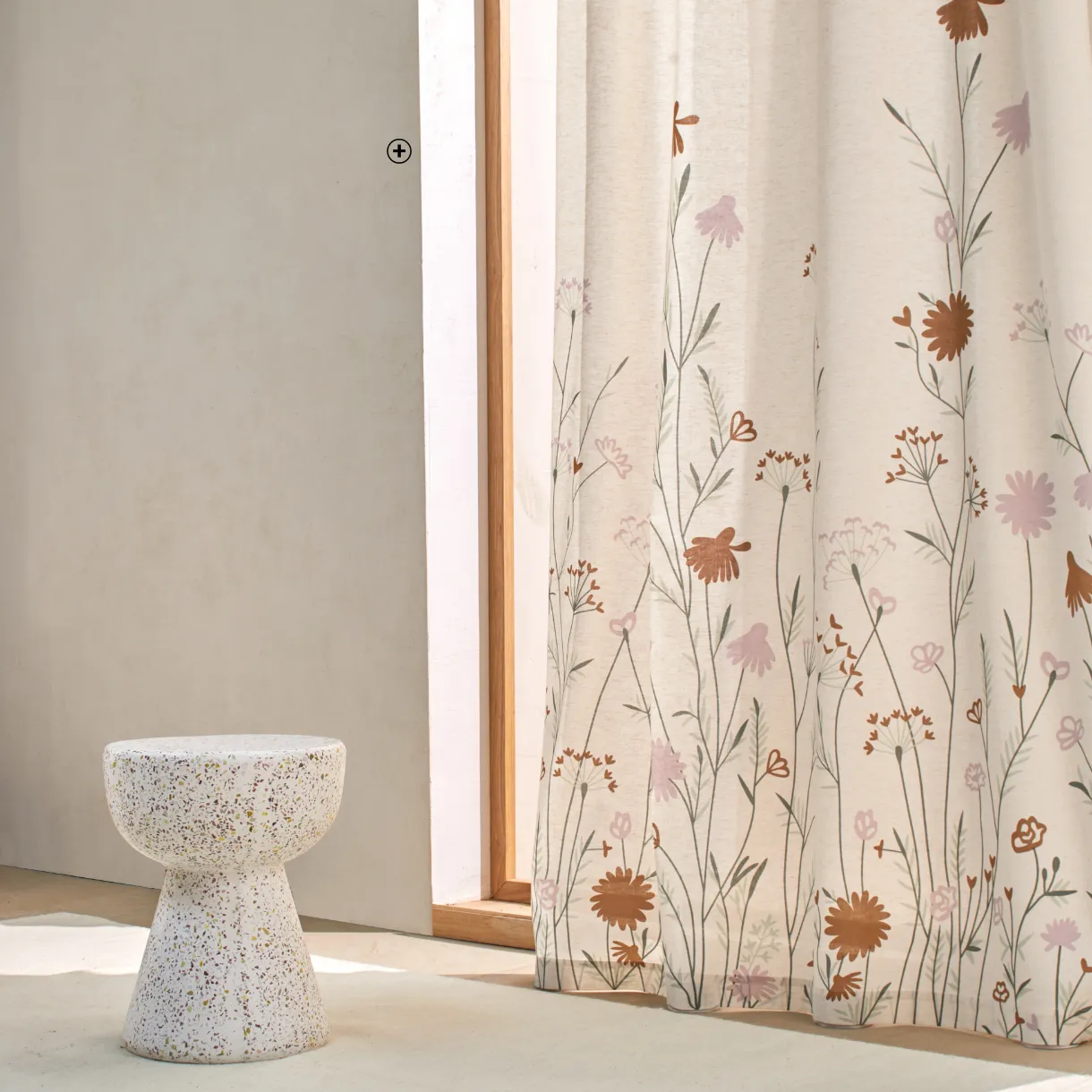 Rideau coton lin avec base fleurie style naturel et élégant pour décoration intérieure - Blog Blancheporte