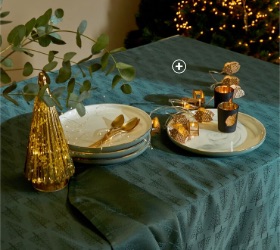 Vlekkenwerend tafellaken met kerstbomenprint als kerstdecoratie, goedkoop - Blancheporte