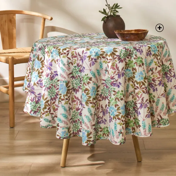 Nappe anti-taches imprimé petites fleurs, parfaite pour une table tendance printemps été 2025 | Blancheporte