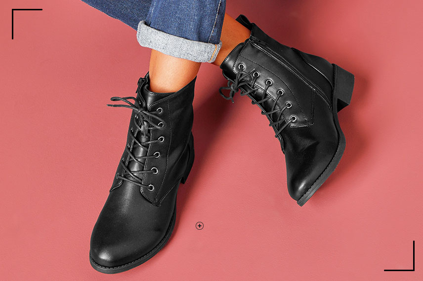 Bottines met veters Hoge, zwarte damesbottines met veters, goedkoop - Blancheporte