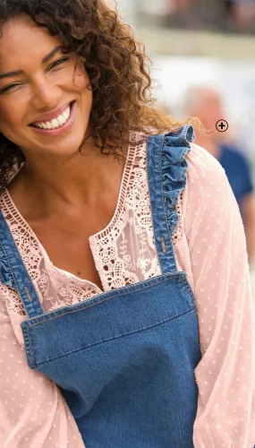 Salopettejurk in jeans met strook aan de bretellen voor een moderne en vrouwelijke stijl | Blancheporte